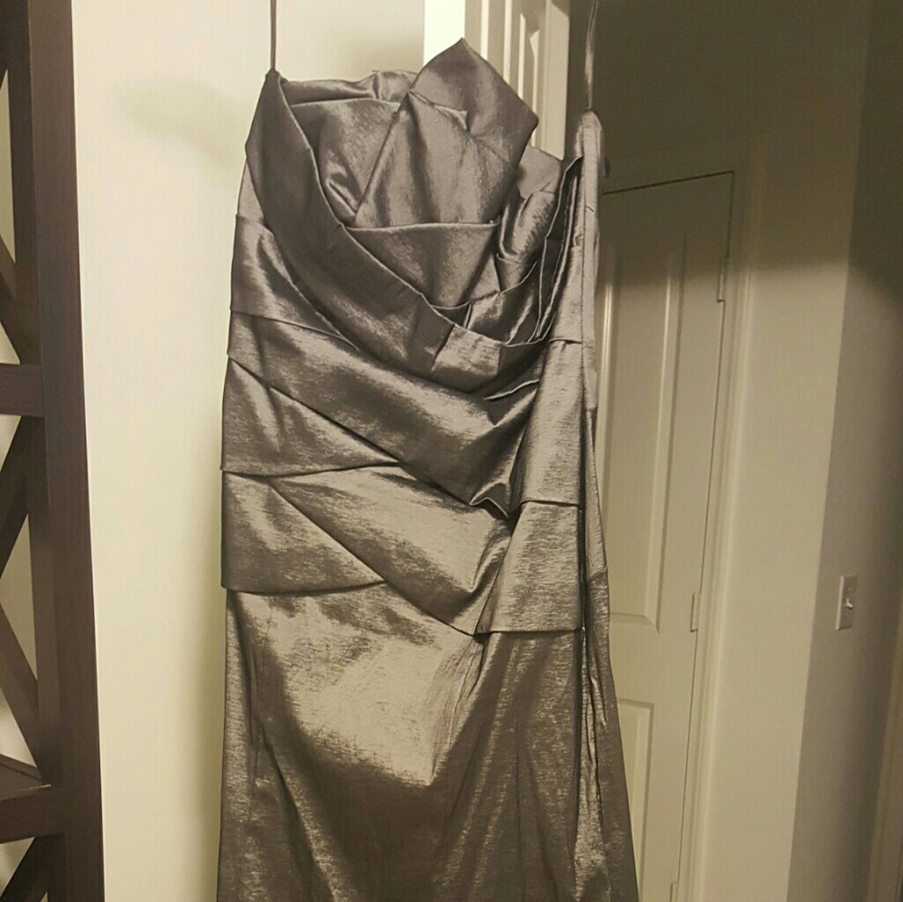 Metalic fabric, 1 time use!!! Siren shape!